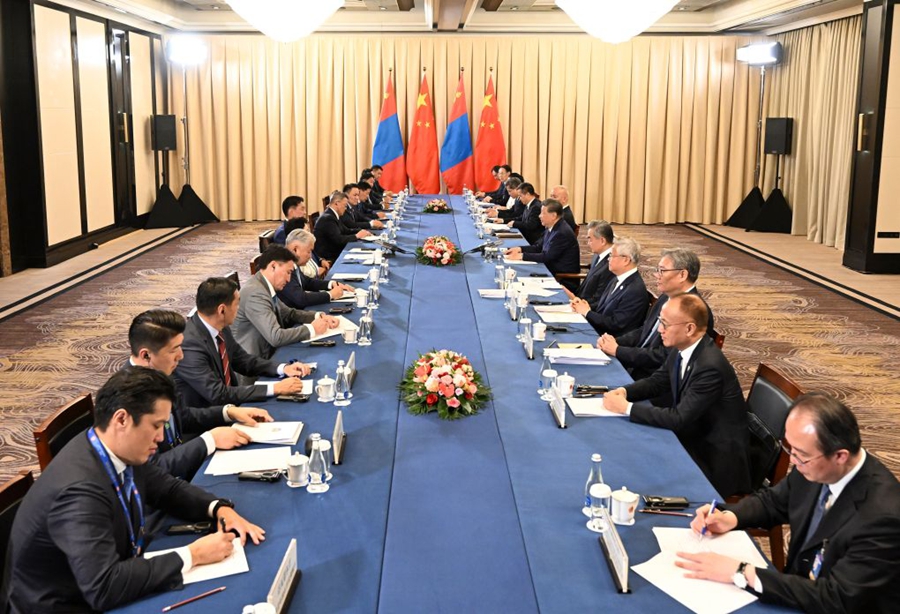 Incontro tra Xi Jinping e il Presidente mongolo, Ukhnaa Khurelsukh