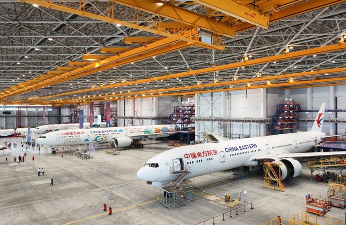 Shanghai, entra in funzione il più grande hangar per la manutenzione di aerei a fusoliera larga in Asia