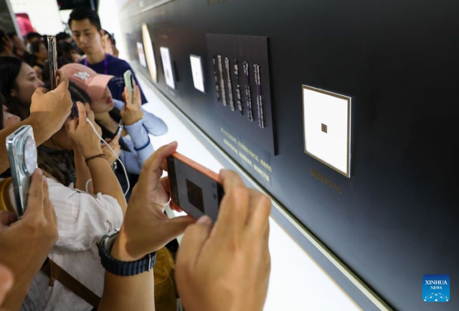 Huawei presenta il chip ad alte prestazioni Kirin 9050 Pro