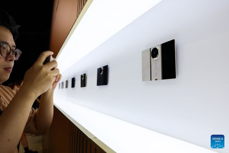 Huawei presenta il chip ad alte prestazioni Kirin 9050 Pro