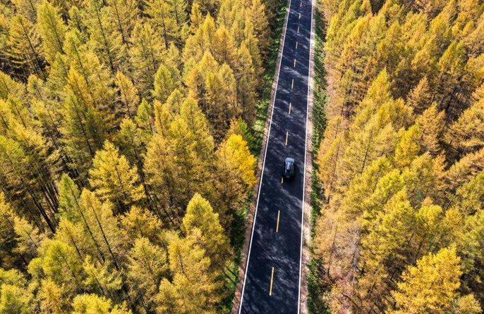 Le autostrade dell'"anello esterno dorato" della Cina alimentano nuovi corridoi economici