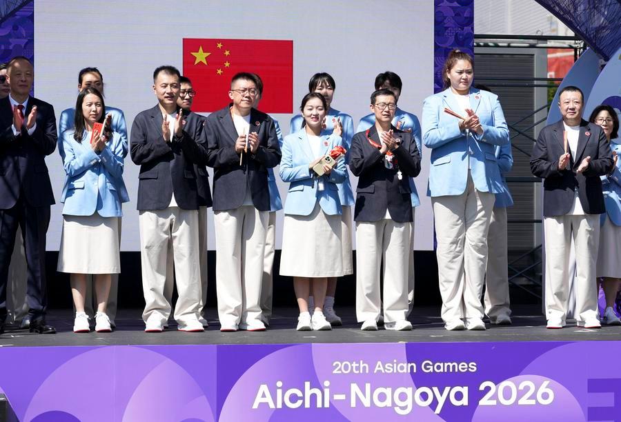 Delegazione cinese accolta ai Giochi Asiatici di Aichi-Nagoya