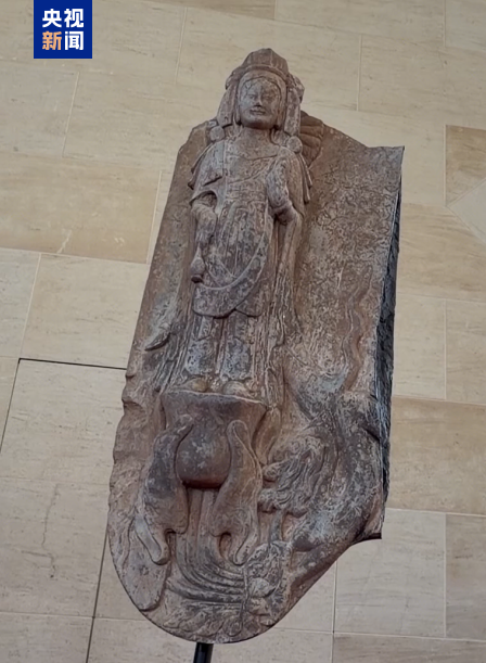 Gli Stati Uniti restituiscono alla Cina 64 reperti culturali, opere d'arte e fossili paleontologici