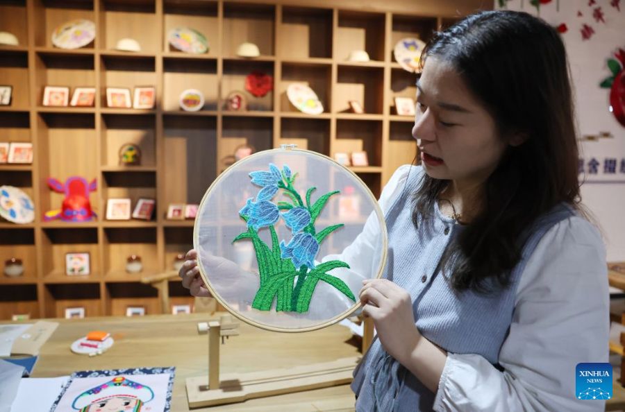 Ningxia, l'artigianato del patrimonio culturale immateriale favorisce l'occupazione