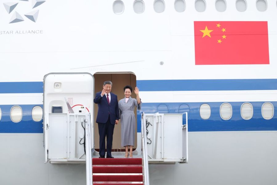 Xi Jinping arriva a Washington per la visita di Stato negli Stati Uniti