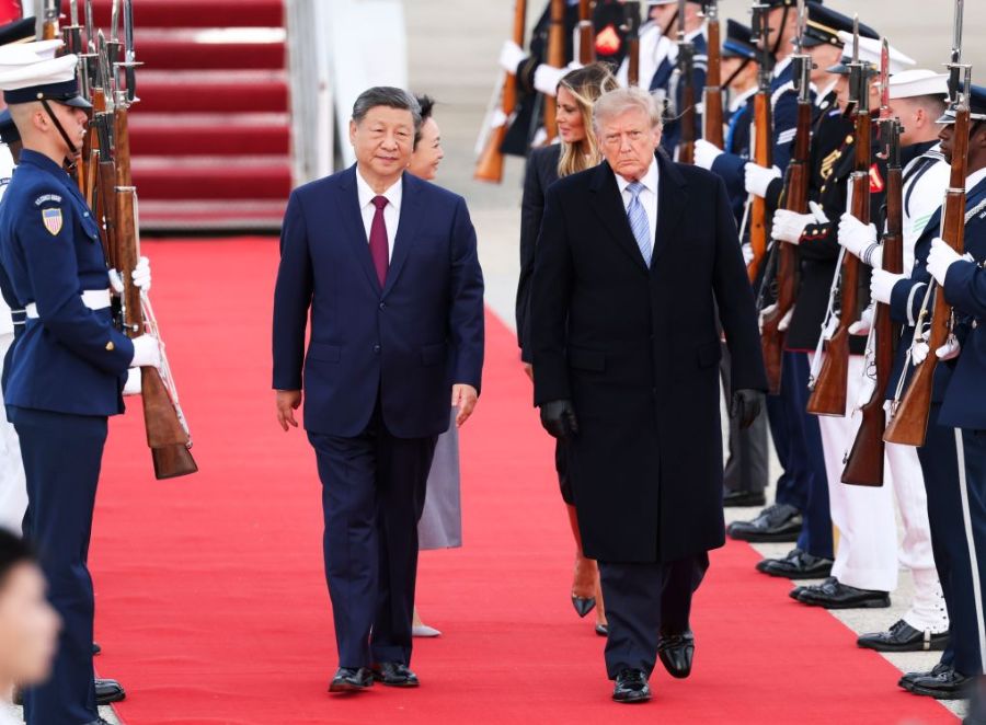 Xi Jinping arriva a Washington per la visita di Stato negli Stati Uniti