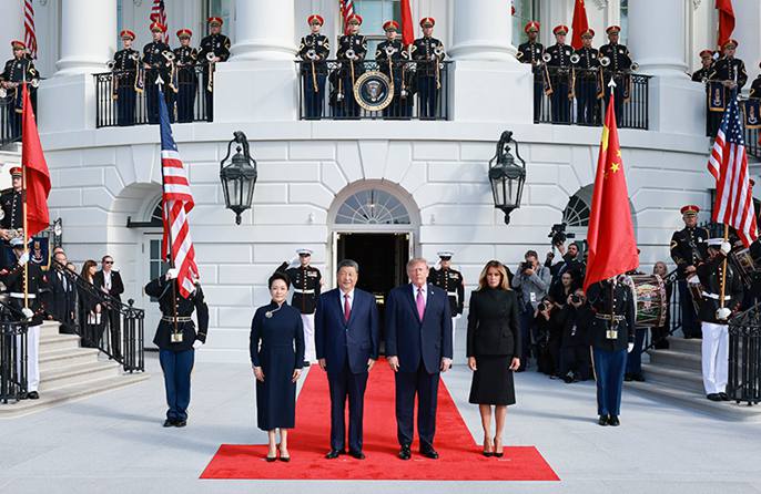 Xi Jinping partecipa alla cerimonia di benvenuto organizzata dal Presidente statunitense Trump alla Casa Bianca