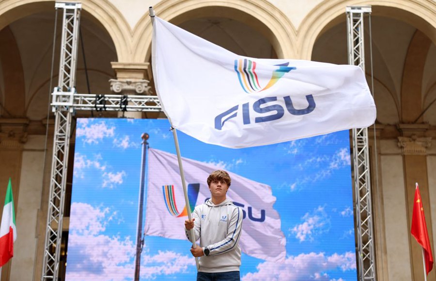 Torino: accesa la fiamma delle Universiadi invernali di Changchun 2027