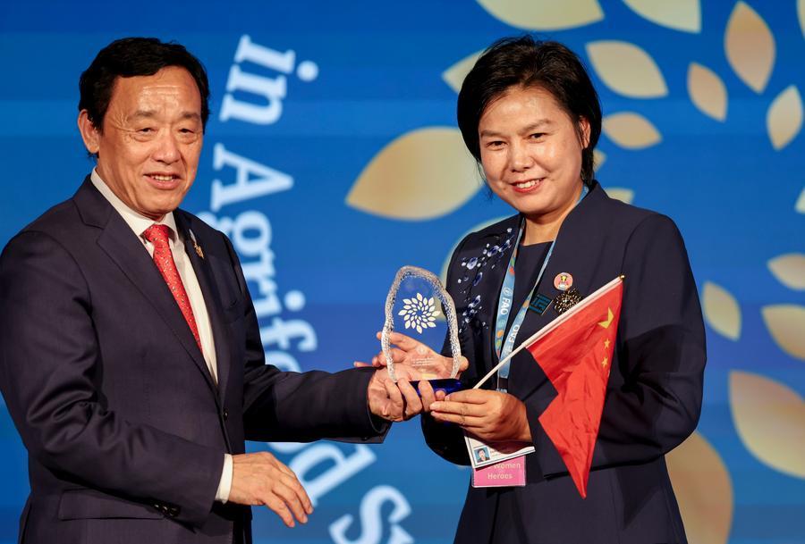 Yin Yuzhen, pioniera cinese nella lotta contro la desertificazione, inserita tra le 100 women heroes della FAO