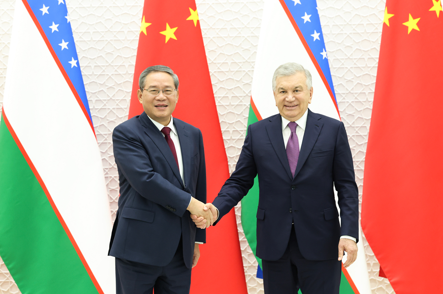 Tashkent: Li Qiang incontra il Presidente uzbeko Shavkat Mirziyoyev