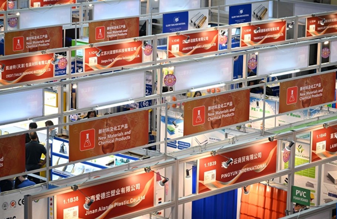 Il numero di acquirenti esteri alla prima fase della Fiera di Canton raggiunge un livello record
