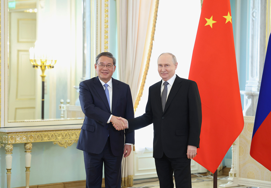 Incontro tra Li Qiang e Vladimir Putin a San Pietroburgo