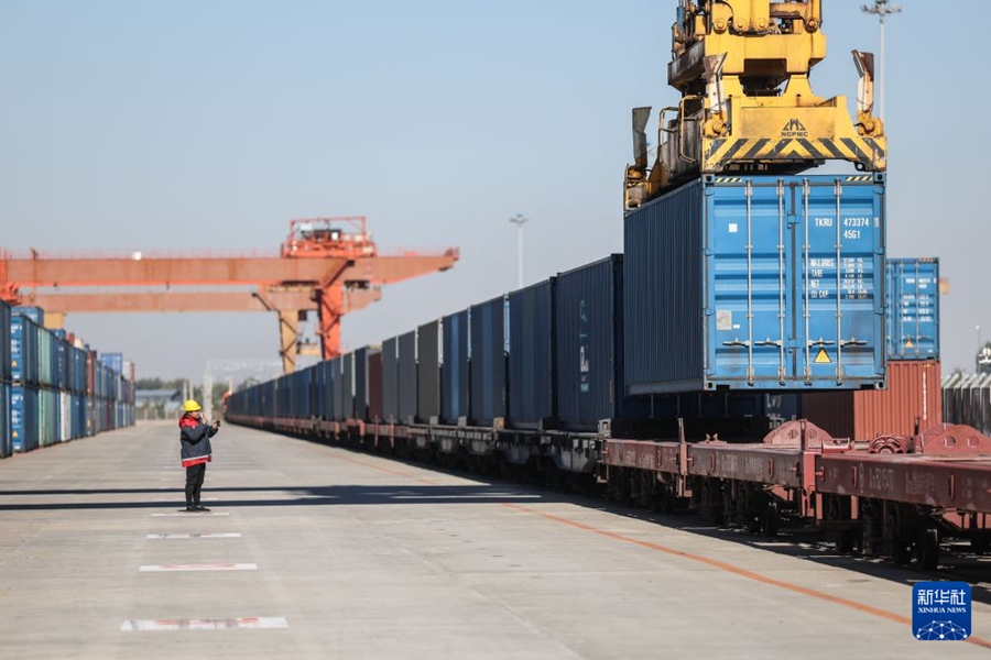 I treni merci Cina-Europa superano 140.000 viaggi