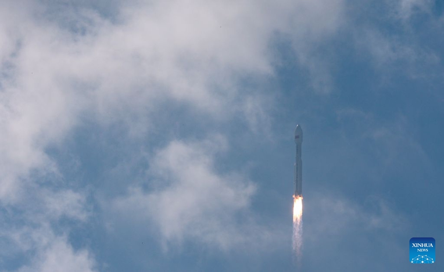 La Cina lancia un nuovo gruppo di satelliti per internet
