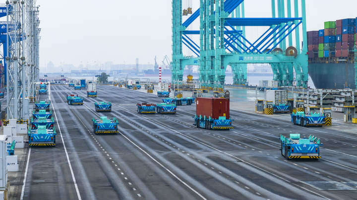 La Cina utilizza tecnologie intelligenti per potenziare il sistema dei trasporti
