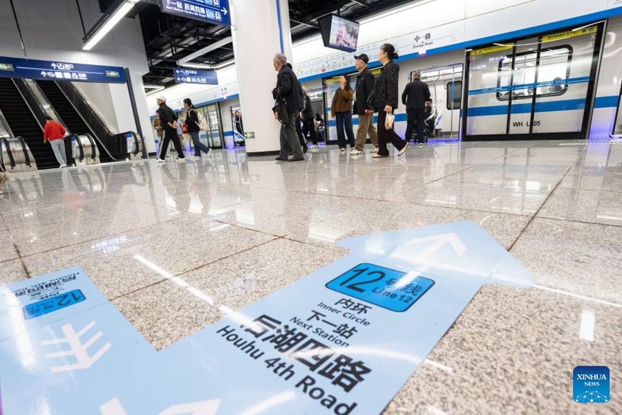 Entra in piena operatività a Wuhan la linea metropolitana circolare più lunga della Cina