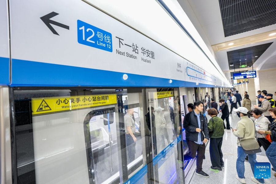 Entra in piena operatività a Wuhan la linea metropolitana circolare più lunga della Cina